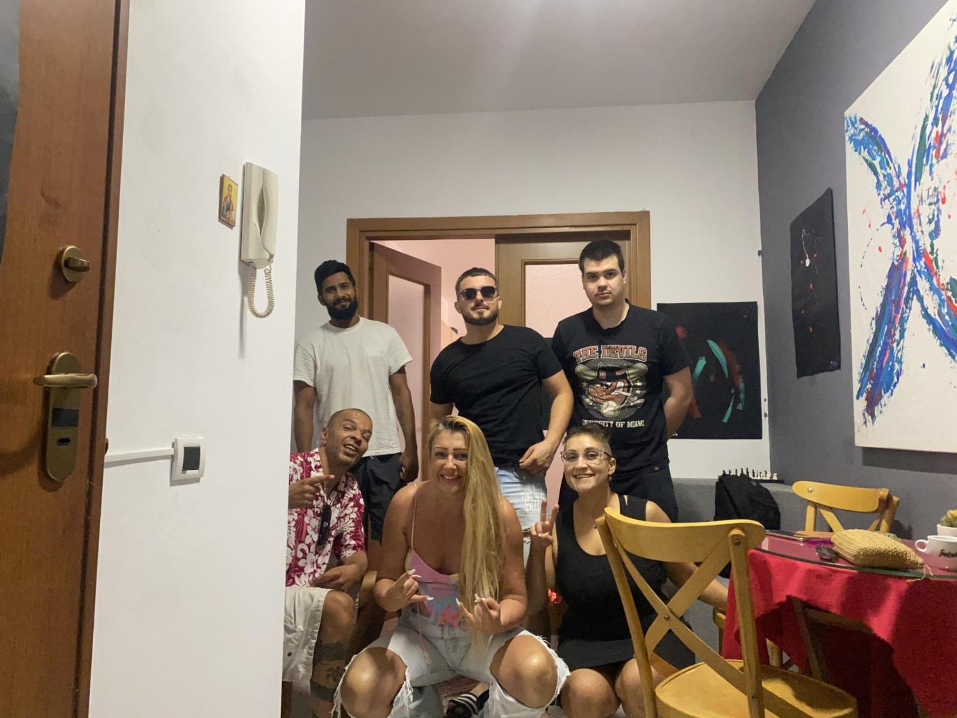 Maison D'Artiste Тирана Экстерьер фото